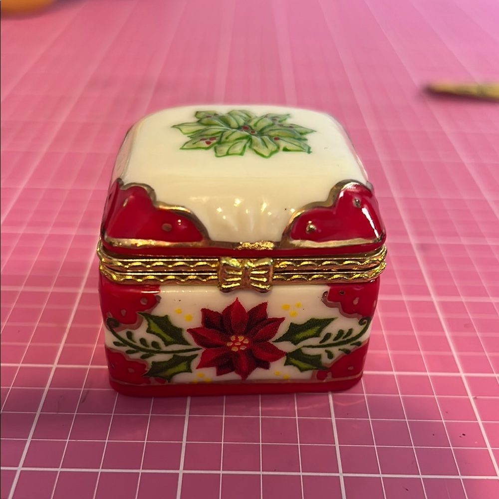 Red and White Holiday Trinket Box